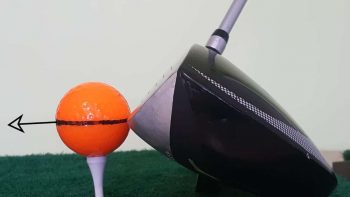 Topear la bola de golf
